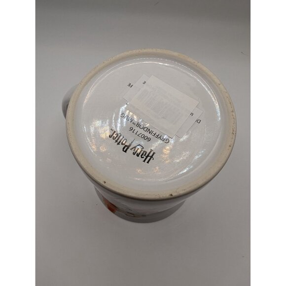 Harry Potter x Enesco G Mug Gryffindor roaring lion white & orange 4 1/2 in - Picture 6 of 6